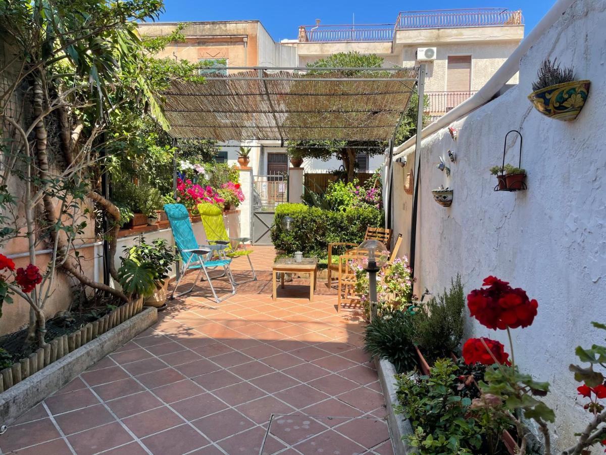 Da Sophie Villa Mondello Luaran gambar