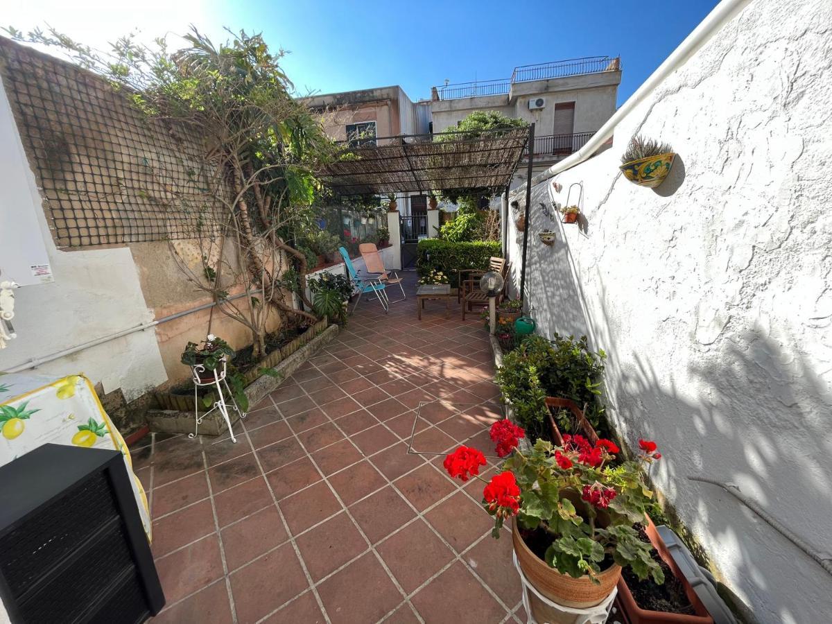 Da Sophie Villa Mondello Luaran gambar